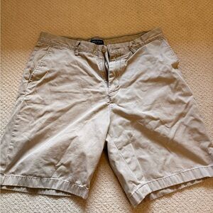 Nautica Men's Beige Flat Front Shorts